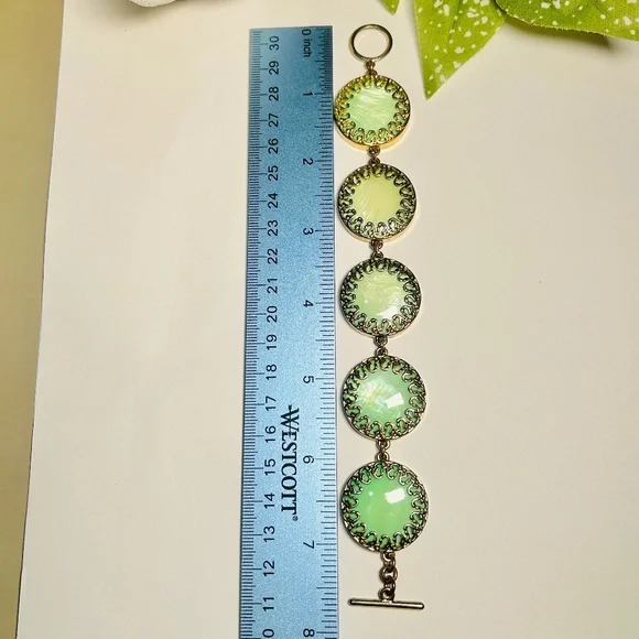 Vintage Abalone Sea Green Round Scrolled Gold Plated Toggle Bracelet - Picture 13 of 15